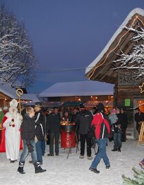 Waisenegg Christmas Market_ Eastern Styria | Karl Zodl